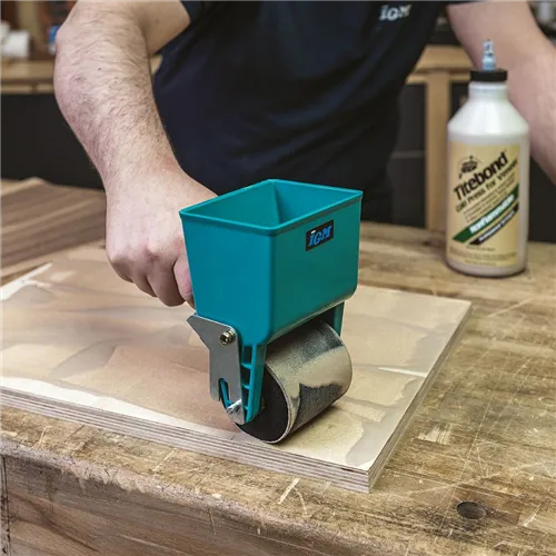 IGM Tragbarer Klebstoff-Applikator 74 mm mit Ständer