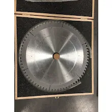 IGM Diamantsägeblatt für Laminat und Spanholz, D300x3,2 d30 Z72 H.4 (Gebraucht)