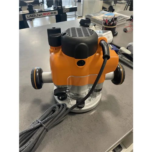 CMT 8E Oberfräse 1000 W, Spannzangen 8 und 12mm (Gebraucht)
